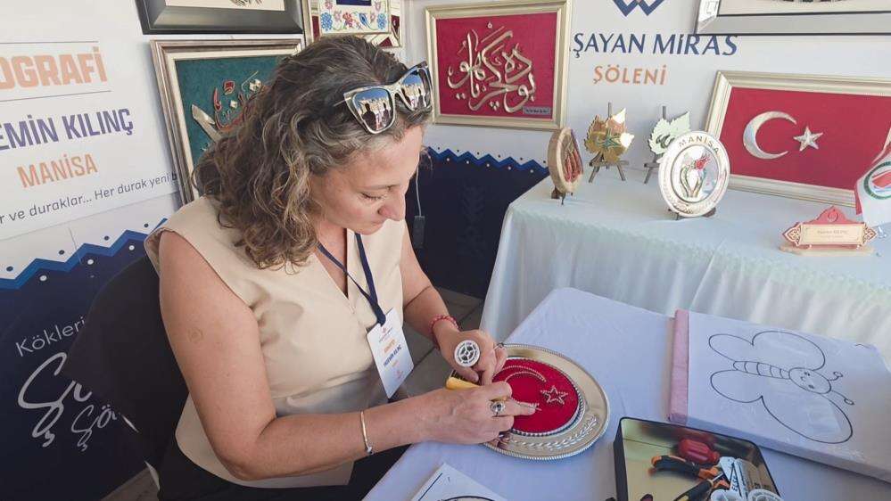 Konya’da öğrendiği sanatı 15 yıldır yaşatıyor! Hedefi dünyaya açılmak 4